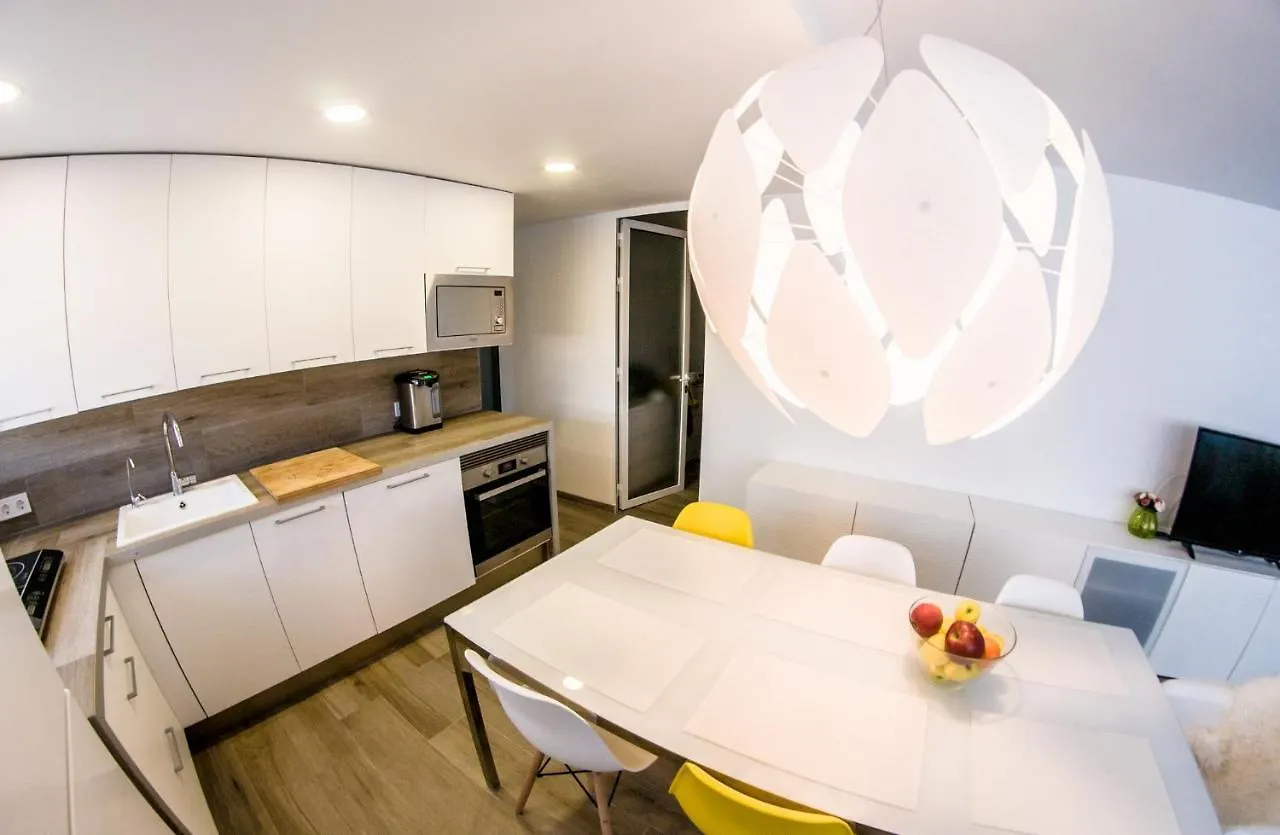 Alay Apartment & Pool 2 Bedroom Benalmádena España