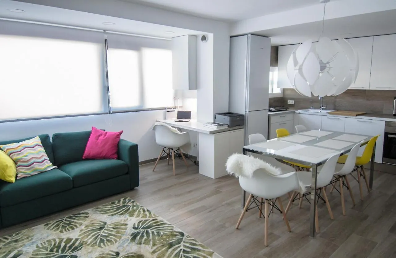 Alay Apartment & Pool 2 Bedroom Benalmadena Spain